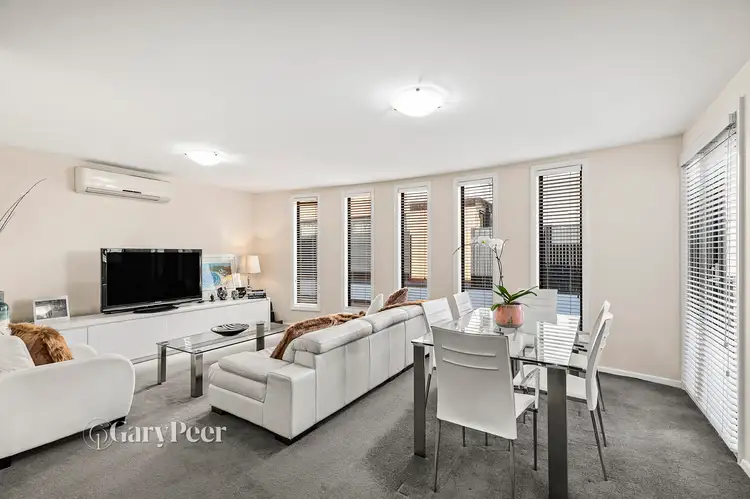 3/329 Neerim Road, Carnegie VIC 3163