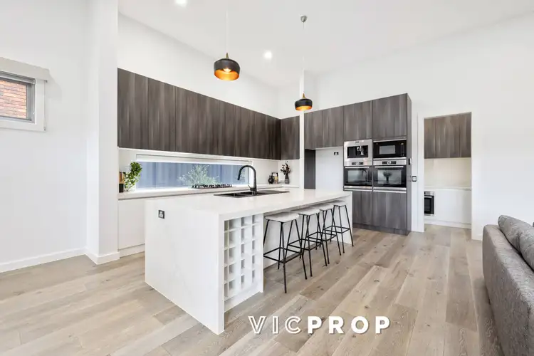 Fifth view of Homely townhouse listing, 5a Lawanna Drive, Templestowe VIC 3106