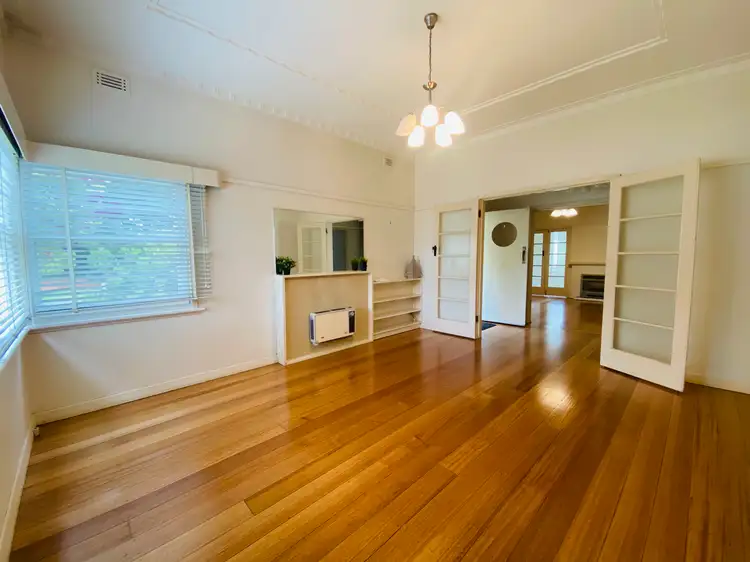 Second view of Homely house listing, 5 Tyrone Street, Ormond VIC 3204