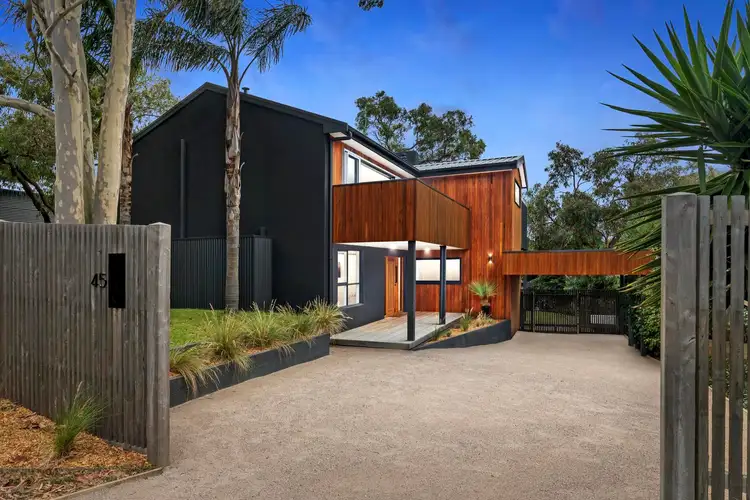 45 Warrain Avenue, Rosebud VIC 3939