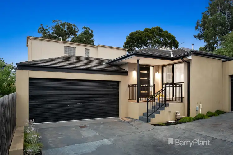 2/3 Shirley Court, Doncaster East VIC 3109