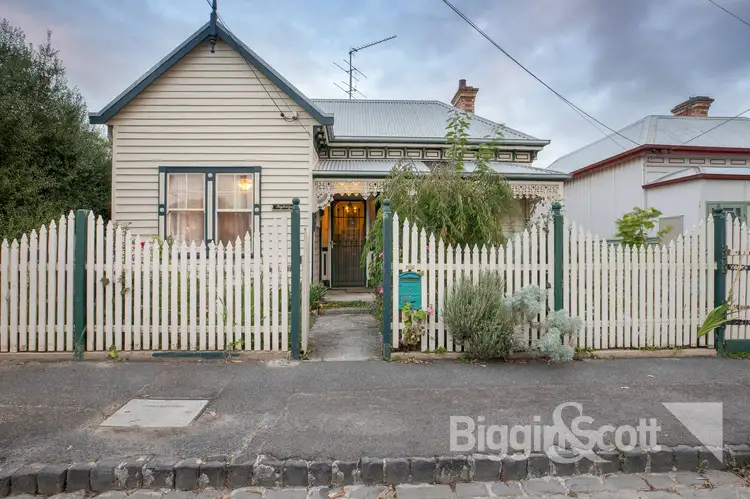 16 Hopetoun Street