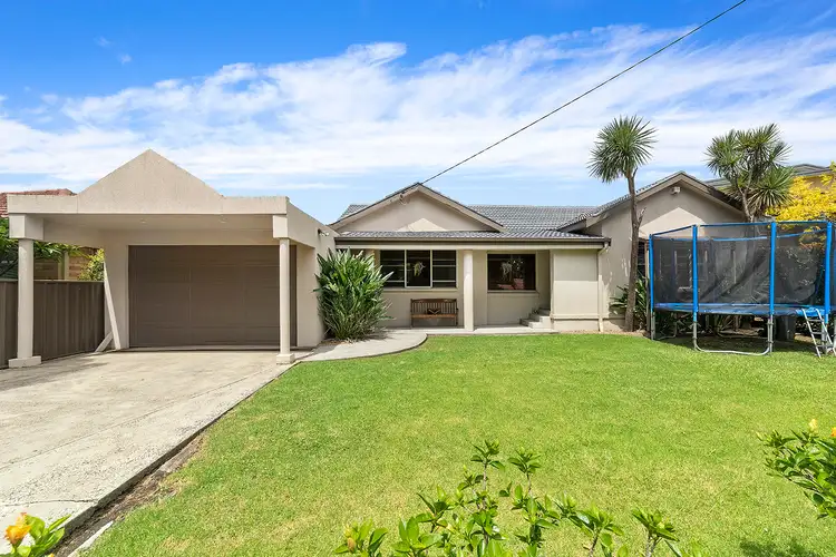 11 Pindari Street, Keiraville NSW 2500