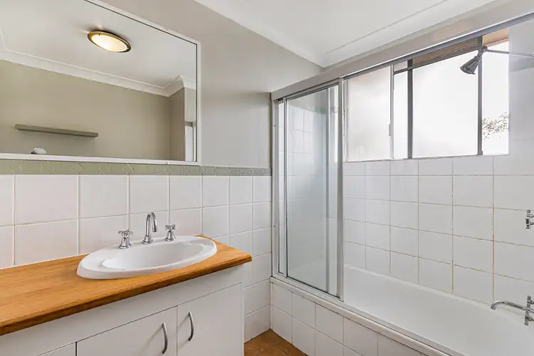 Sixth view of Homely unit listing, 8/38 Waverley Road, Taringa QLD 4068