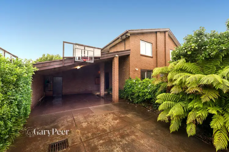 2/62 Burrindi Road, Caulfield South VIC 3162