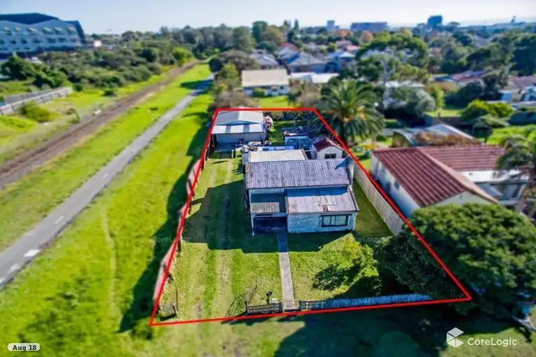 Main view of Homely house listing, 4 Dingle Avenue, Frankston VIC 3199