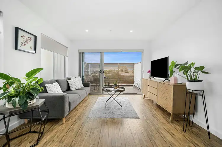 Main view of Homely apartment listing, 204/1001 Plenty Road, Kingsbury VIC 3083