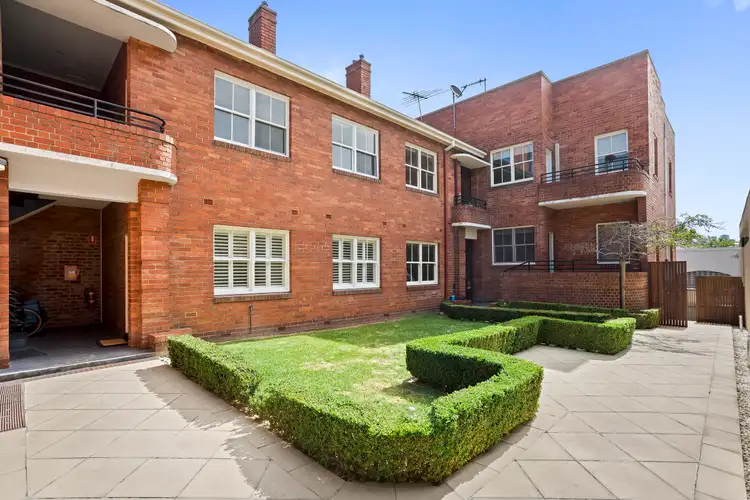 20-26 Docker Street
