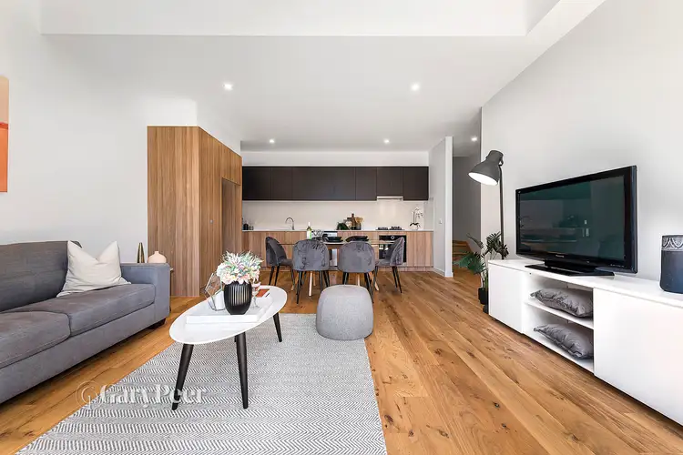 Third view of Homely townhouse listing, 2/21 Barry Street, Bentleigh VIC 3204
