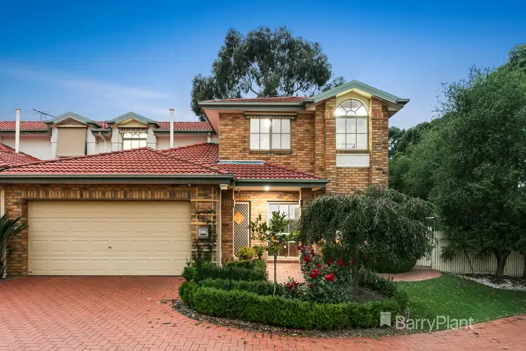 9 Sunrise Crescent, Templestowe Lower VIC 3107