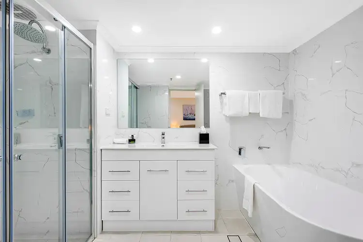 Fifth view of Homely apartment listing, 1003/5 York Street, Sydney NSW 2000