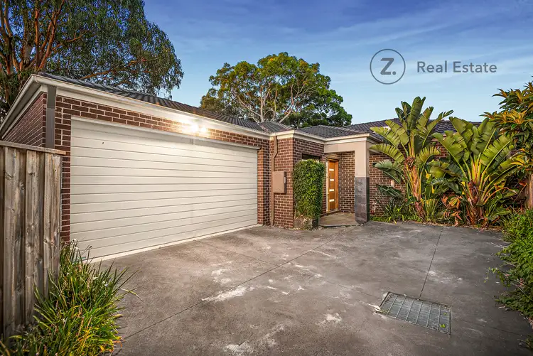 Main view of Homely unit listing, 18A Meadow Wood Walk, Narre Warren VIC 3805