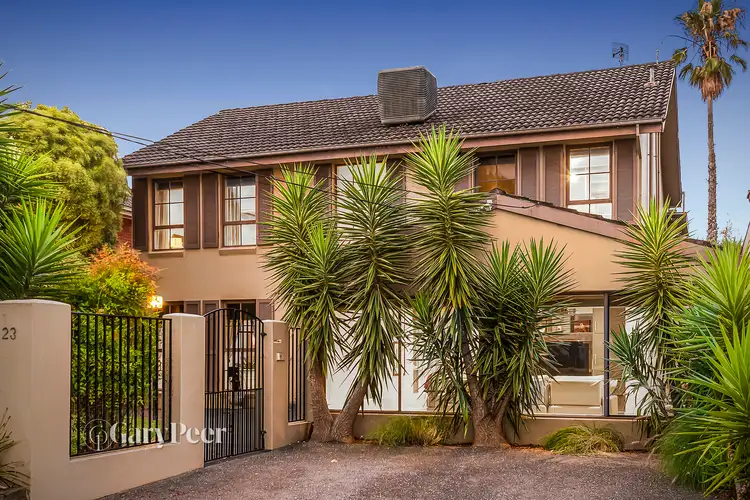 23 Curraweena Road, Caulfield South VIC 3162