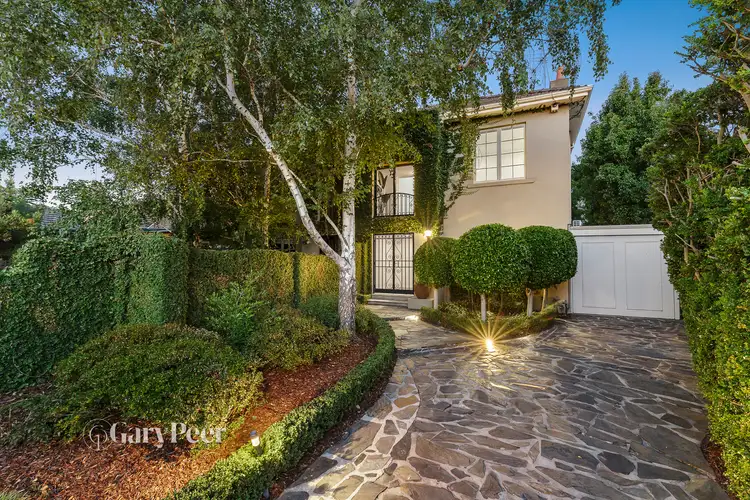 17 Mitchell Road, Caulfield North VIC 3161
