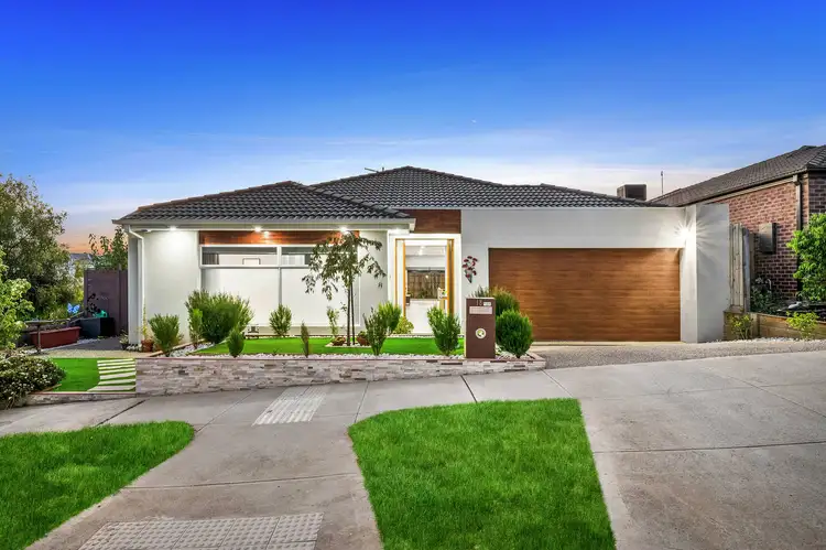 18 Lowe Drive, Doreen VIC 3754