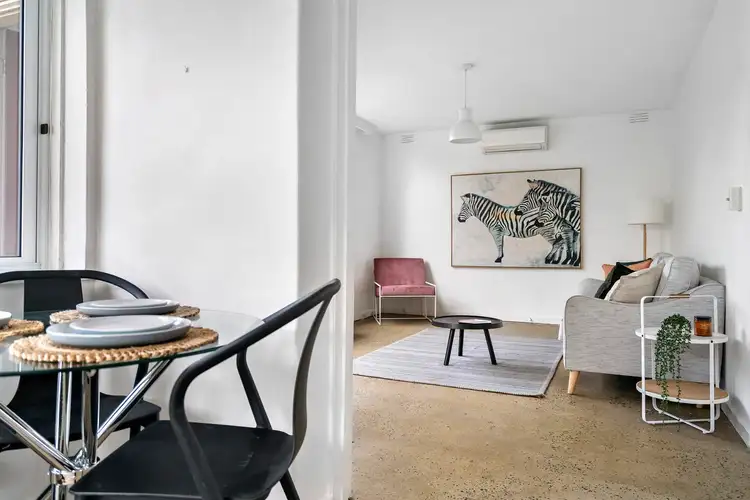 Fifth view of Homely apartment listing, 2/61 Ormond Road, Elwood VIC 3184