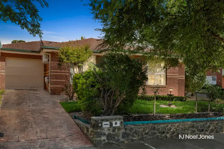 13 Lyndoch Street, Box Hill South VIC 3128