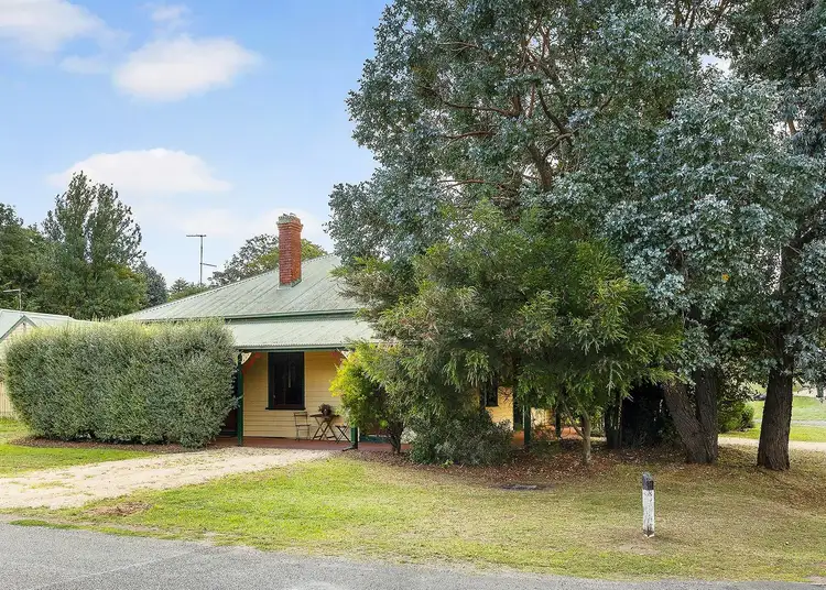Second view of Homely house listing, 5/11 Stanbridge Street, Daylesford VIC 3460