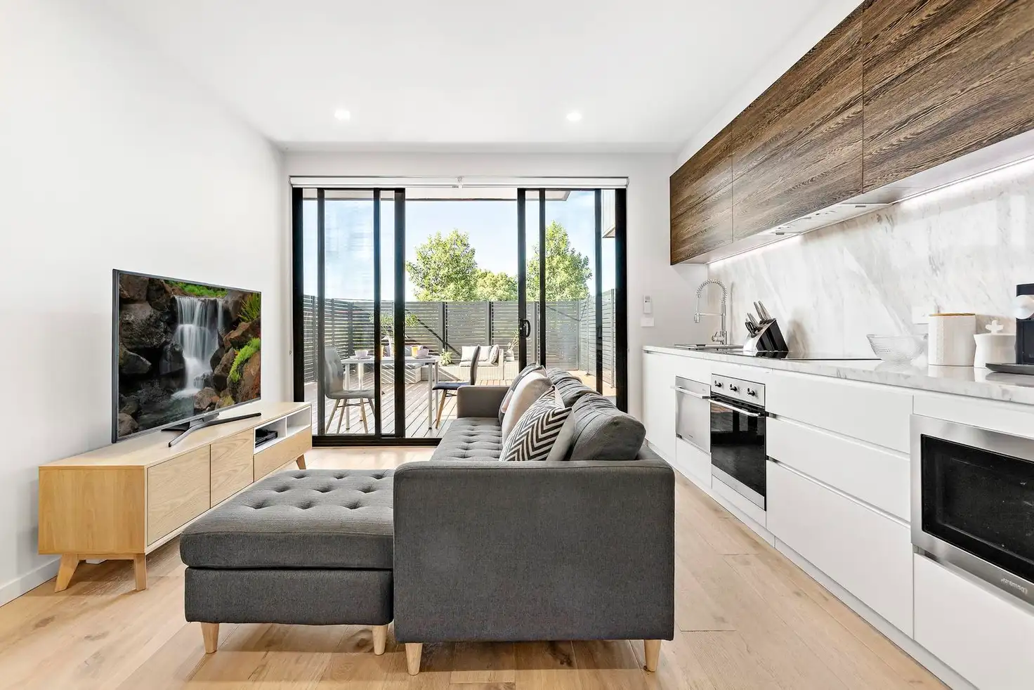 Main view of Homely apartment listing, 2/24 Cotham Road, Kew VIC 3101