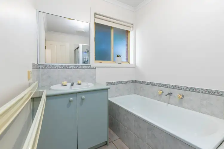 Sixth view of Homely house listing, 4 Geebung Avenue, Frankston South VIC 3199