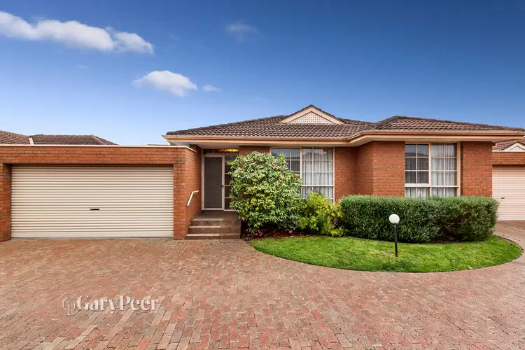 Main view of Homely unit listing, 2/11-15 Roselea Street, Caulfield South VIC 3162