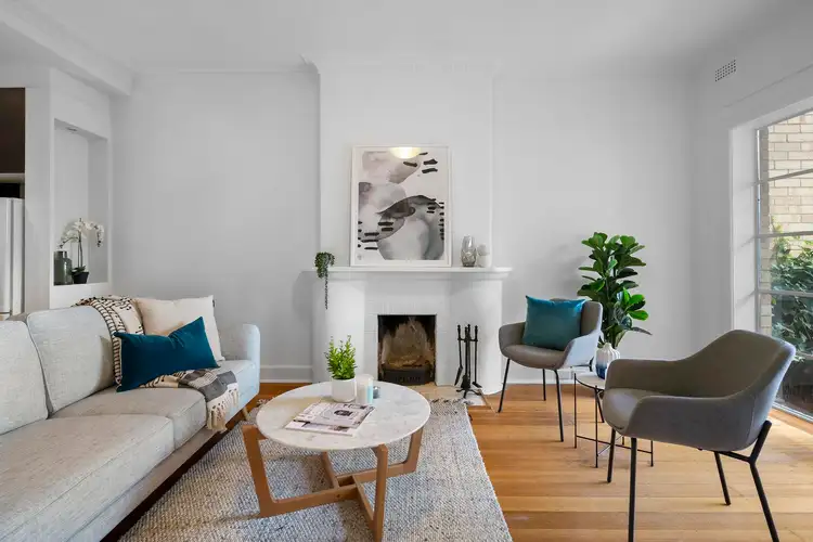 Fourth view of Homely apartment listing, 2/62 Simpson Street, East Melbourne VIC 3002