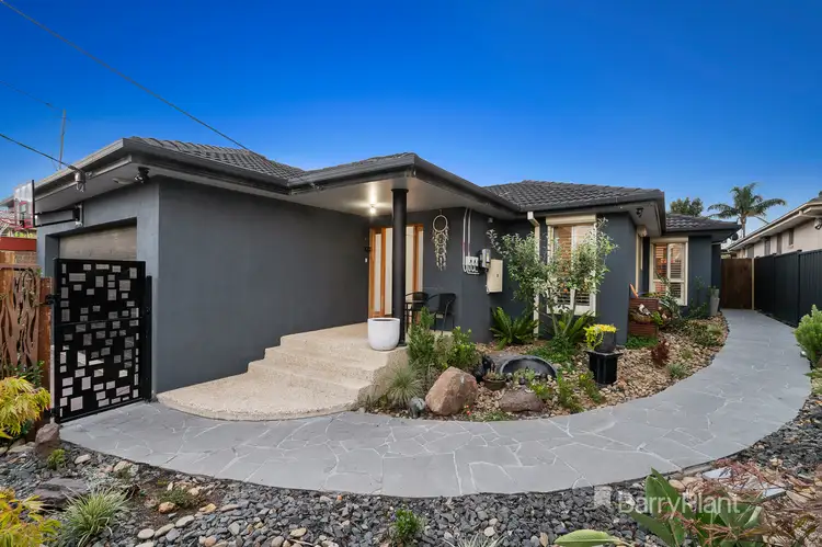6 Roosevelt Court, Dingley Village VIC 3172