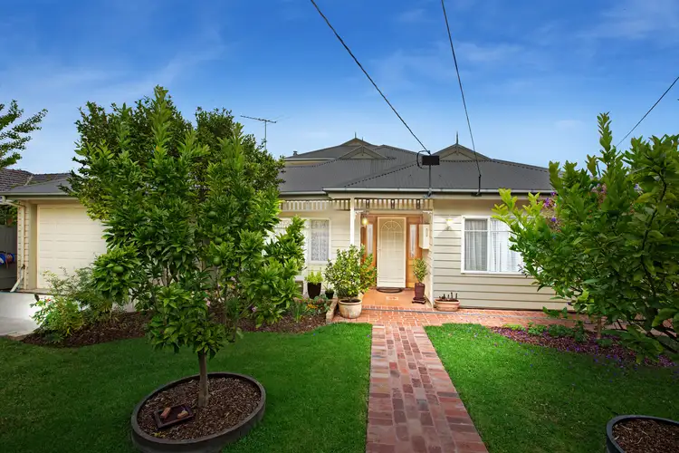 19 Shasta Avenue, Ringwood East VIC 3135