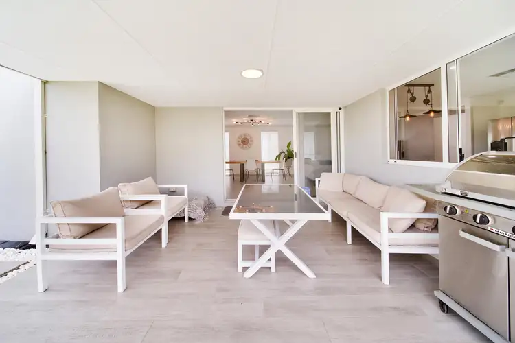 Sixth view of Homely house listing, 15 Jardins Grove, Landsdale WA 6065