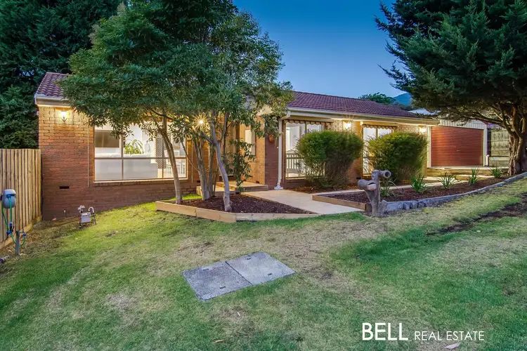 8 Woodridge Close, Montrose VIC 3765