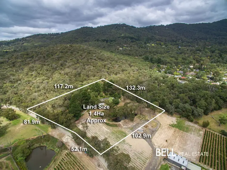 30 Moore Avenue, Montrose VIC 3765