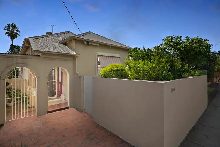 203 Beach Road, Mordialloc VIC 3195