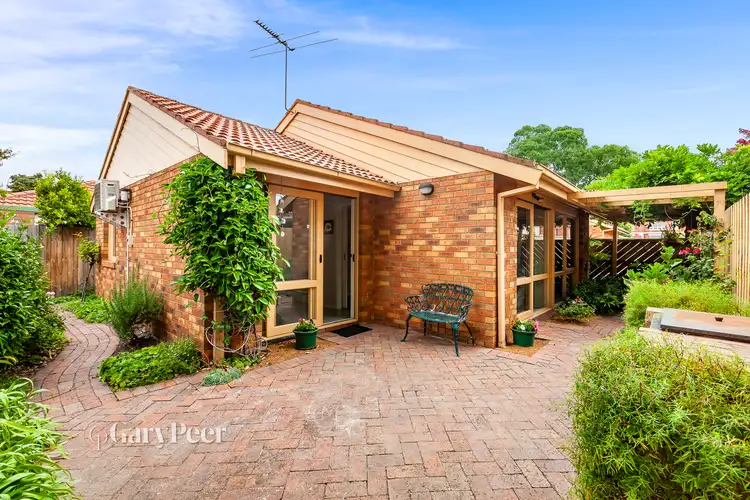 2/16 Weeroona Road, Murrumbeena VIC 3163