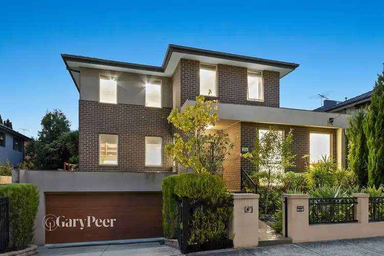 2a Carrington Grove, St Kilda East VIC 3183