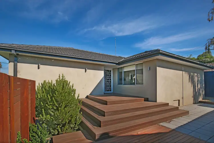 30 Dunvegan Crescent