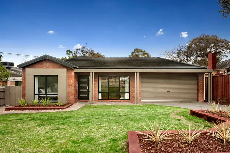 11 Essex Street, Briar Hill VIC 3088