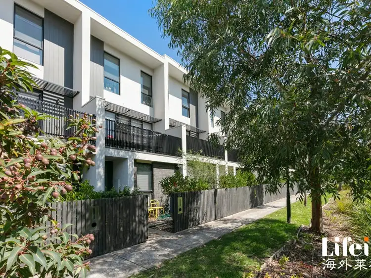 74 Central Park Walk, Cheltenham VIC 3192