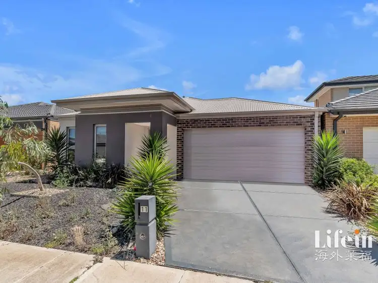 11 Cadley Avenue, Point Cook VIC 3030