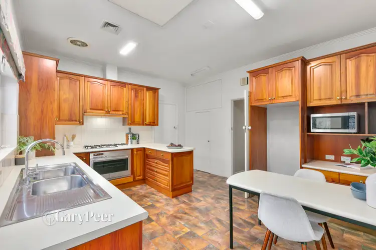 Fifth view of Homely house listing, 2 Steele Street, Caulfield South VIC 3162