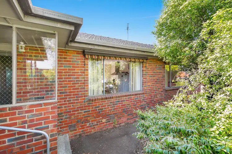 Main view of Homely unit listing, 3/1104 Main Road, Eltham VIC 3095