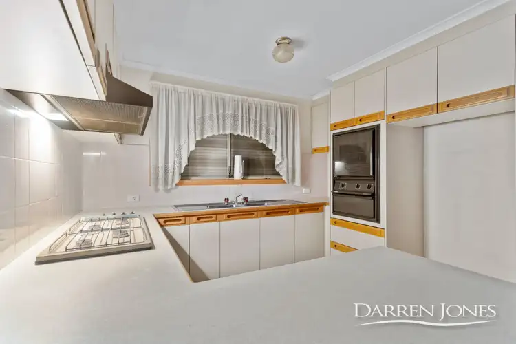 Fifth view of Homely unit listing, 1/103 Grenda Drive, Mill Park VIC 3082