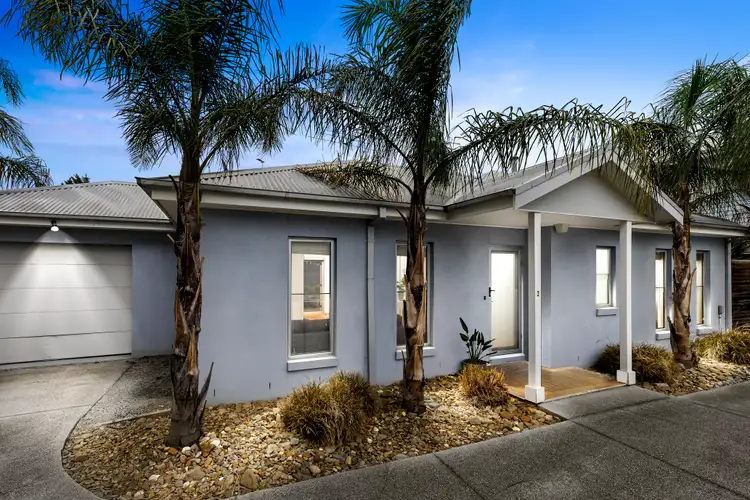 2/227 Woods Street, Newport VIC 3015