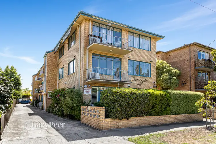 9/11 Albion Street, St Kilda East VIC 3183