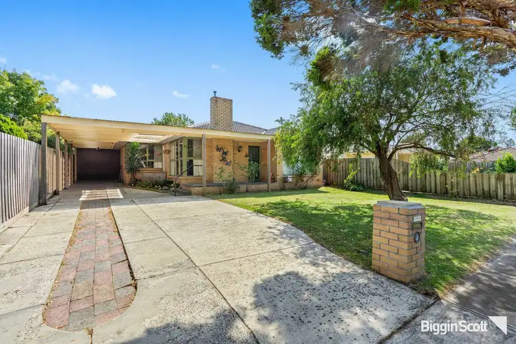 33 Lurline Street, Cranbourne VIC 3977