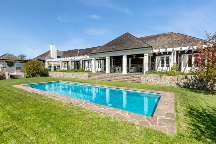 22 Leyden Avenue, Portsea VIC 3944