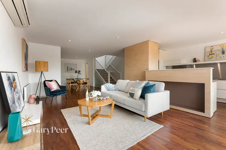 Main view of Homely townhouse listing, 5/31-33 Kokaribb Road, Carnegie VIC 3163