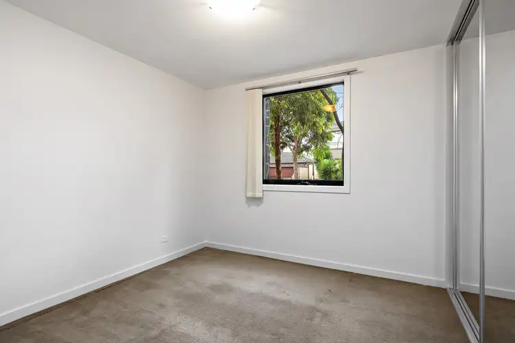 Fifth view of Homely apartment listing, 3/2 Crefden Street, Maidstone VIC 3012