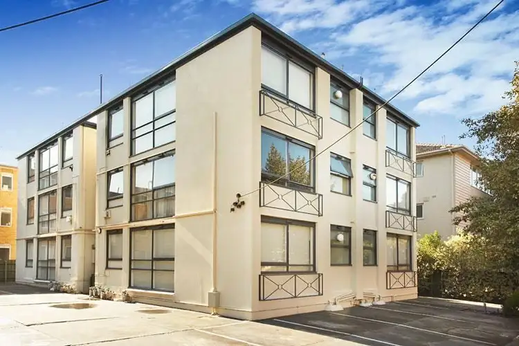 6/1 Celeste Court, St Kilda East VIC 3183