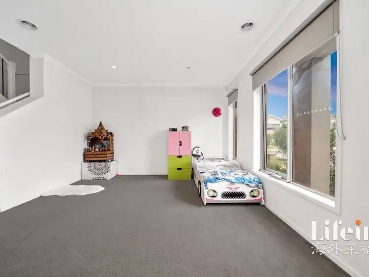 Fourth view of Homely townhouse listing, 30 Broadbeach Circuit, Point Cook VIC 3030