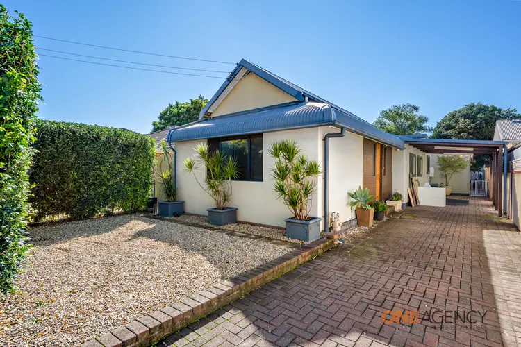 25 Margaret Street, Mayfield East NSW 2304
